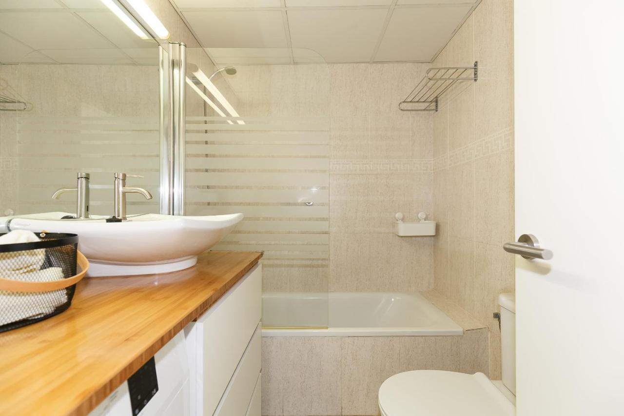 Uhc Michelangelo Apartments ซาลอว์ ภายนอก รูปภาพ
