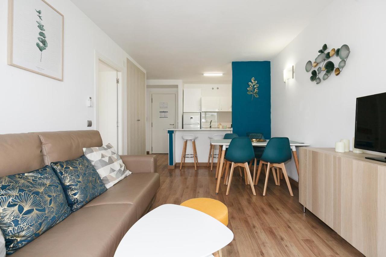 Uhc Michelangelo Apartments ซาลอว์ ภายนอก รูปภาพ
