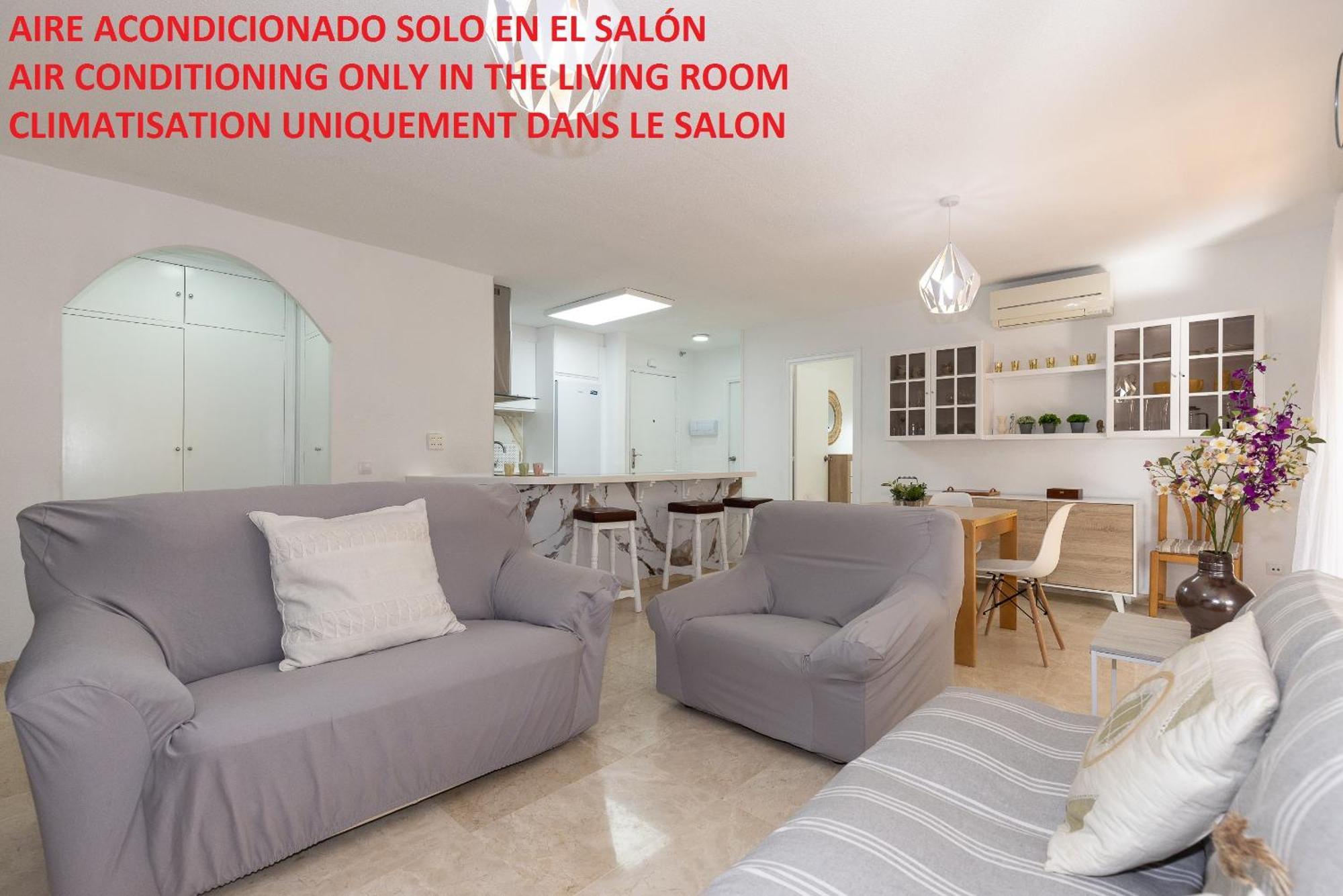 Uhc Michelangelo Apartments ซาลอว์ ภายนอก รูปภาพ