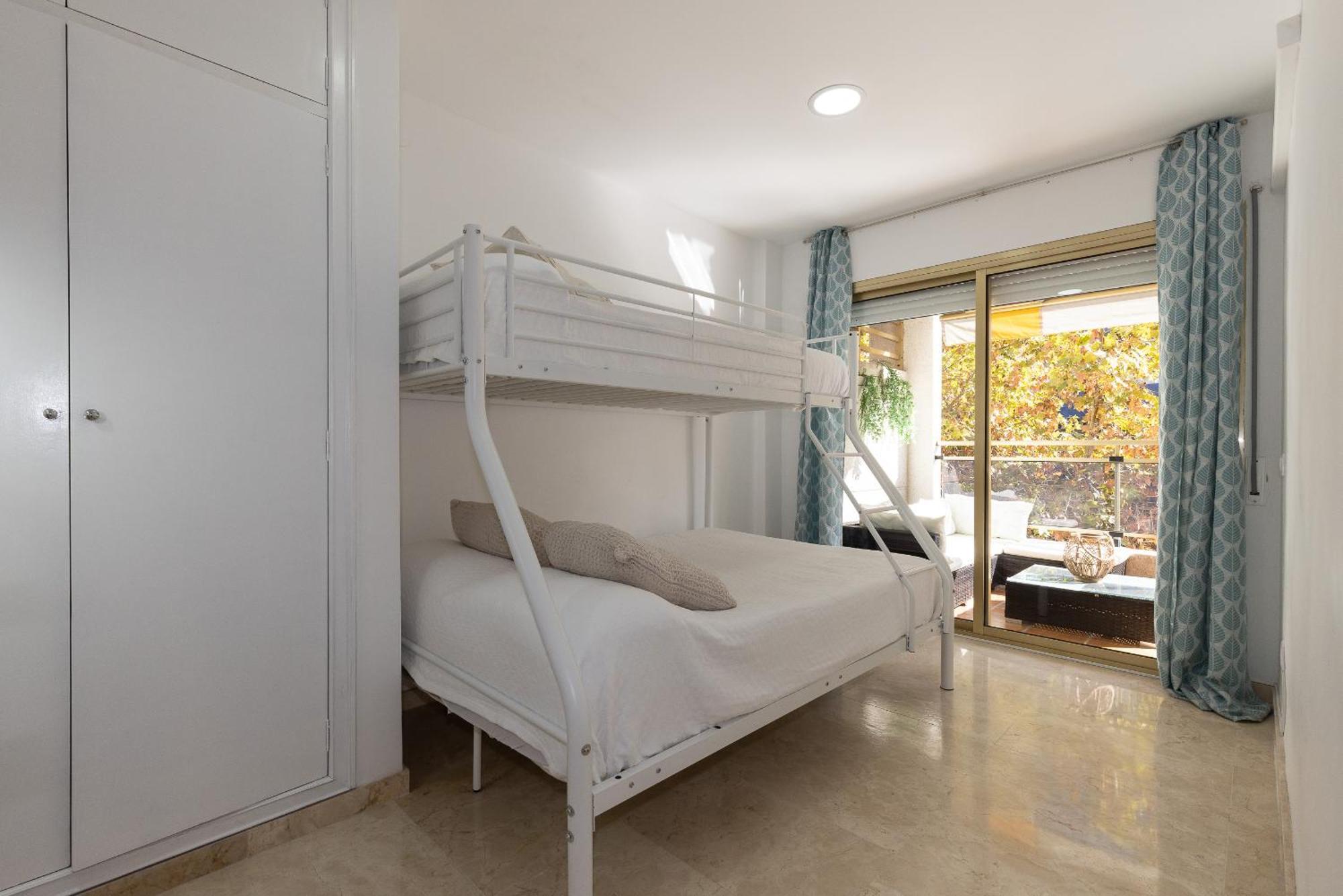 Uhc Michelangelo Apartments ซาลอว์ ห้อง รูปภาพ
