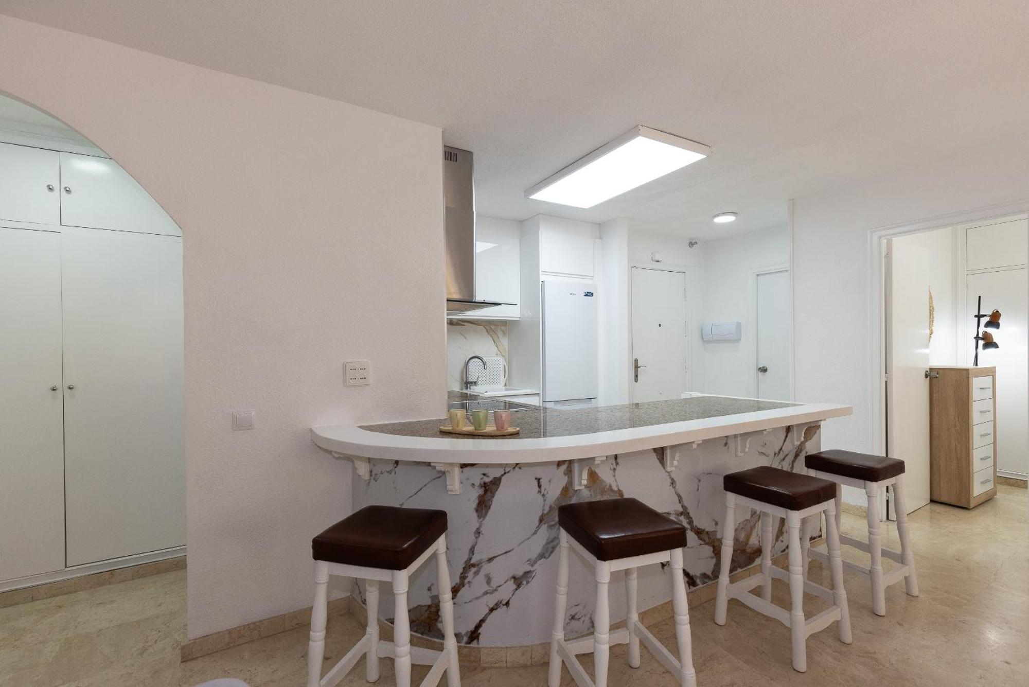 Uhc Michelangelo Apartments ซาลอว์ ห้อง รูปภาพ