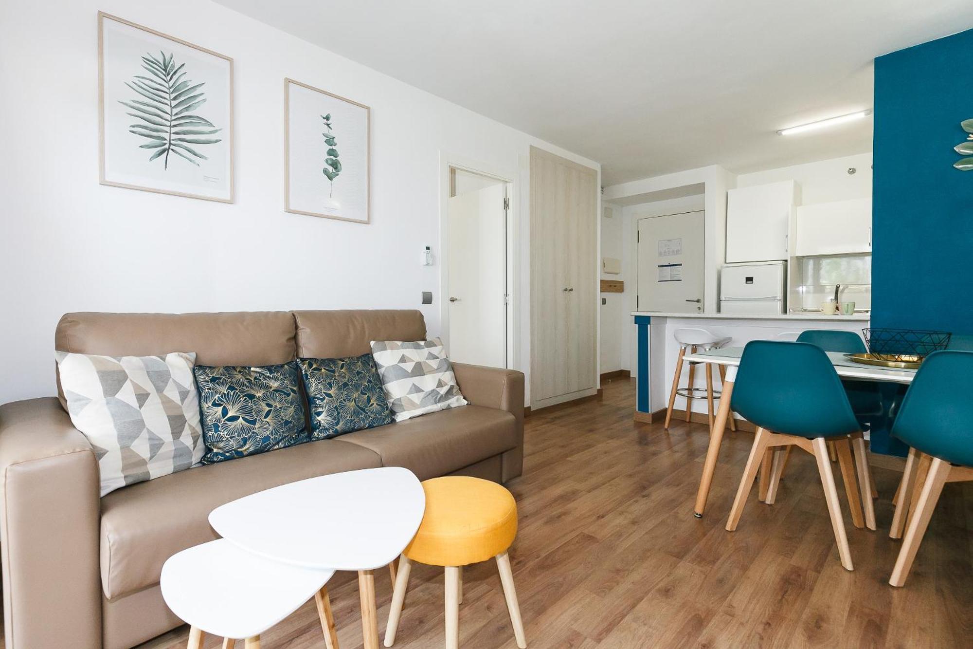 Uhc Michelangelo Apartments ซาลอว์ ห้อง รูปภาพ