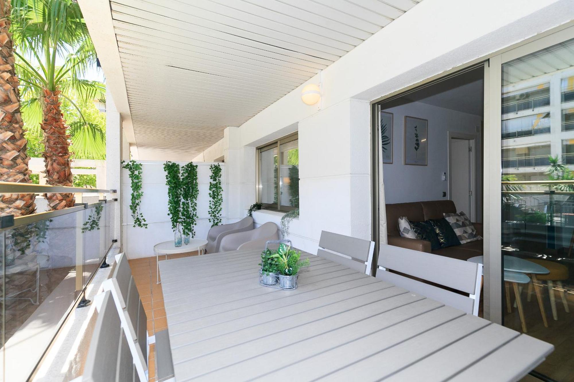 Uhc Michelangelo Apartments ซาลอว์ ห้อง รูปภาพ