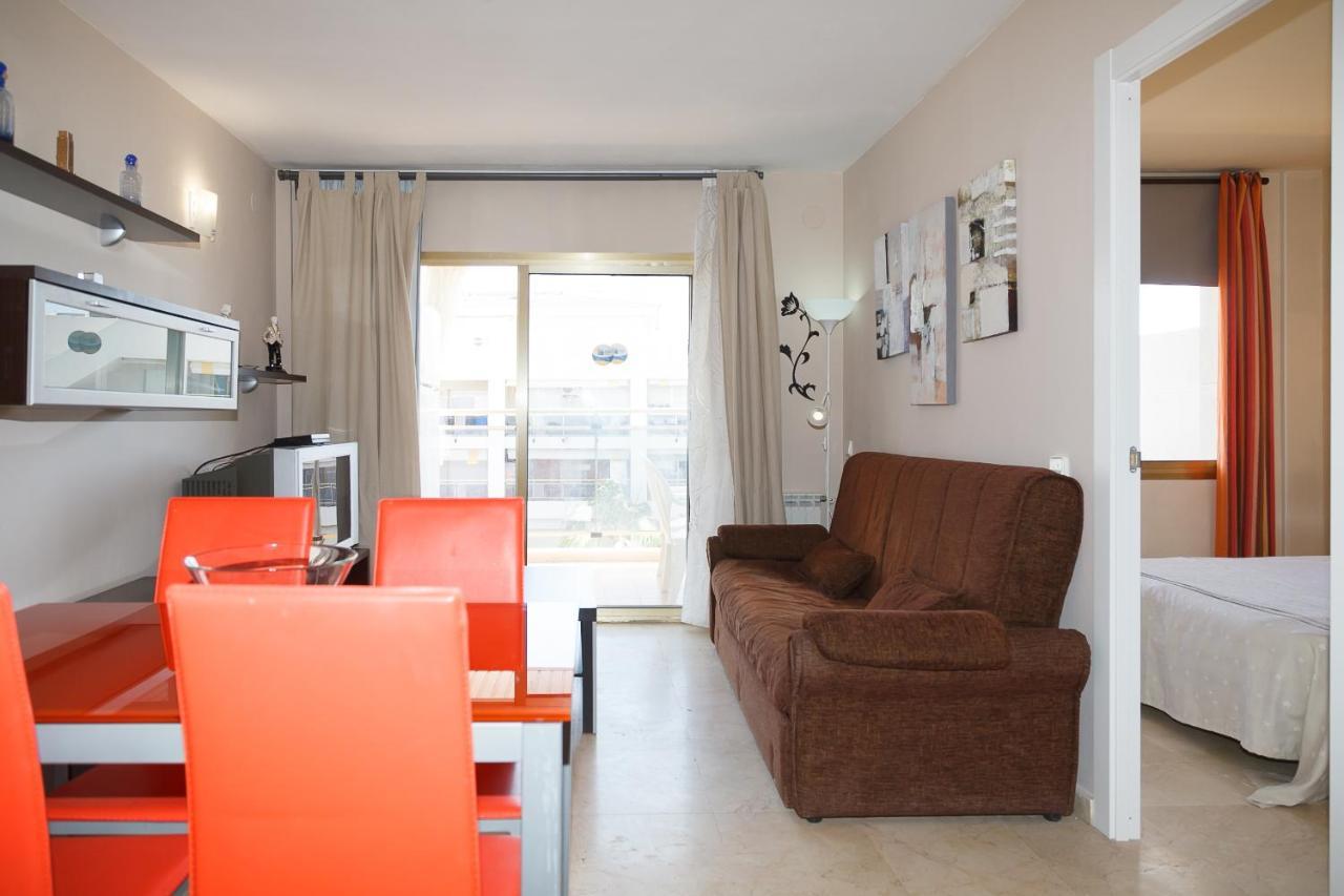 Uhc Michelangelo Apartments ซาลอว์ ภายนอก รูปภาพ